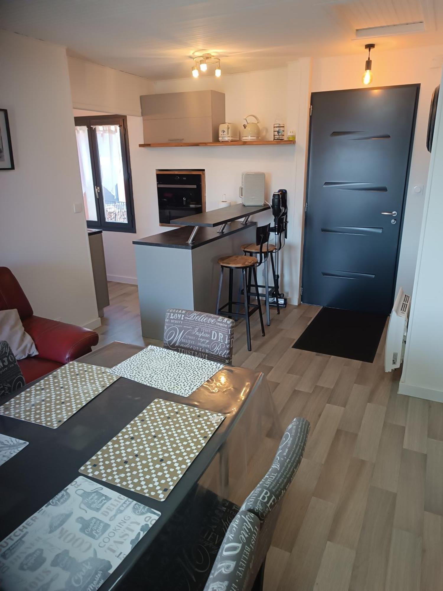 Font-romeu via odeillo jolie Appartement 6 personnes plein sud Extérieur photo